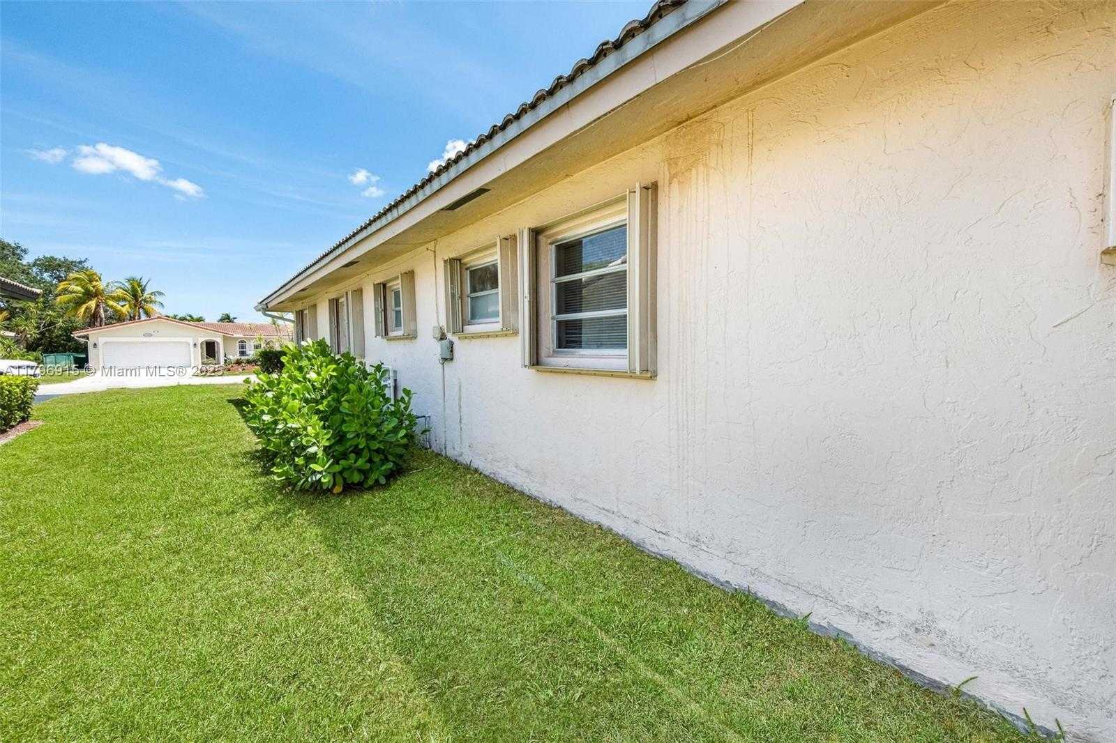 Small Image of 10840 NORTH WEST 40TH ST, Coral Springs Number 13