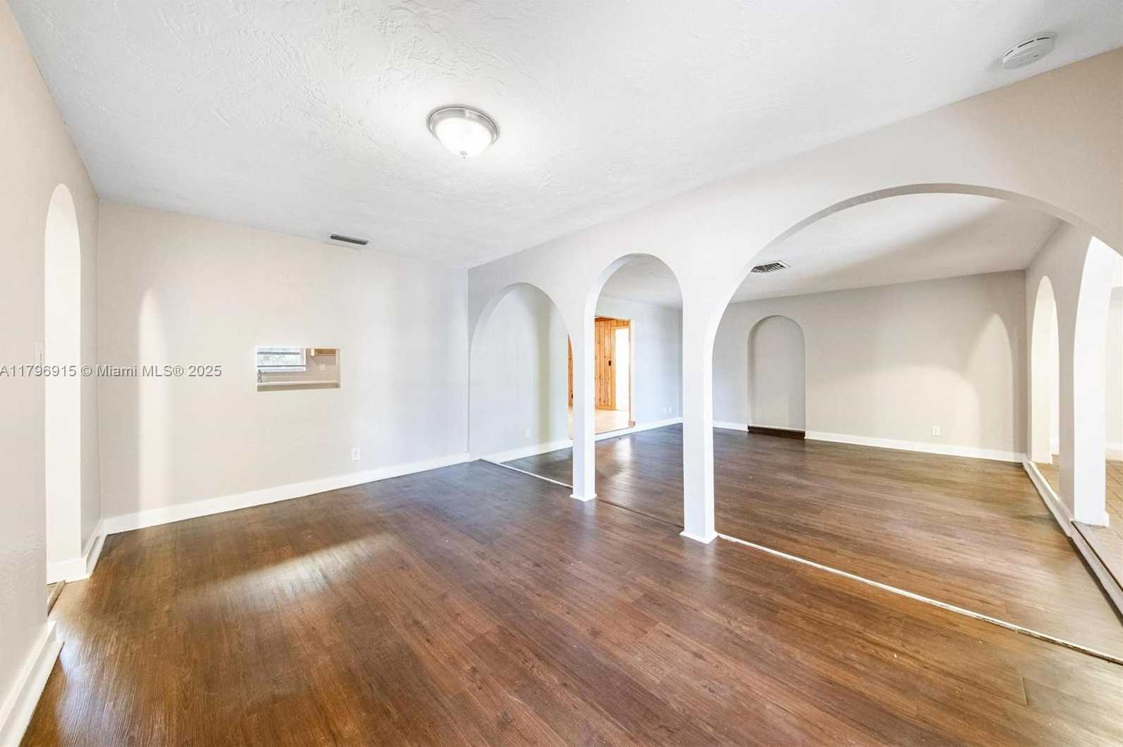 Small Image of 10840 NORTH WEST 40TH ST, Coral Springs Number 22