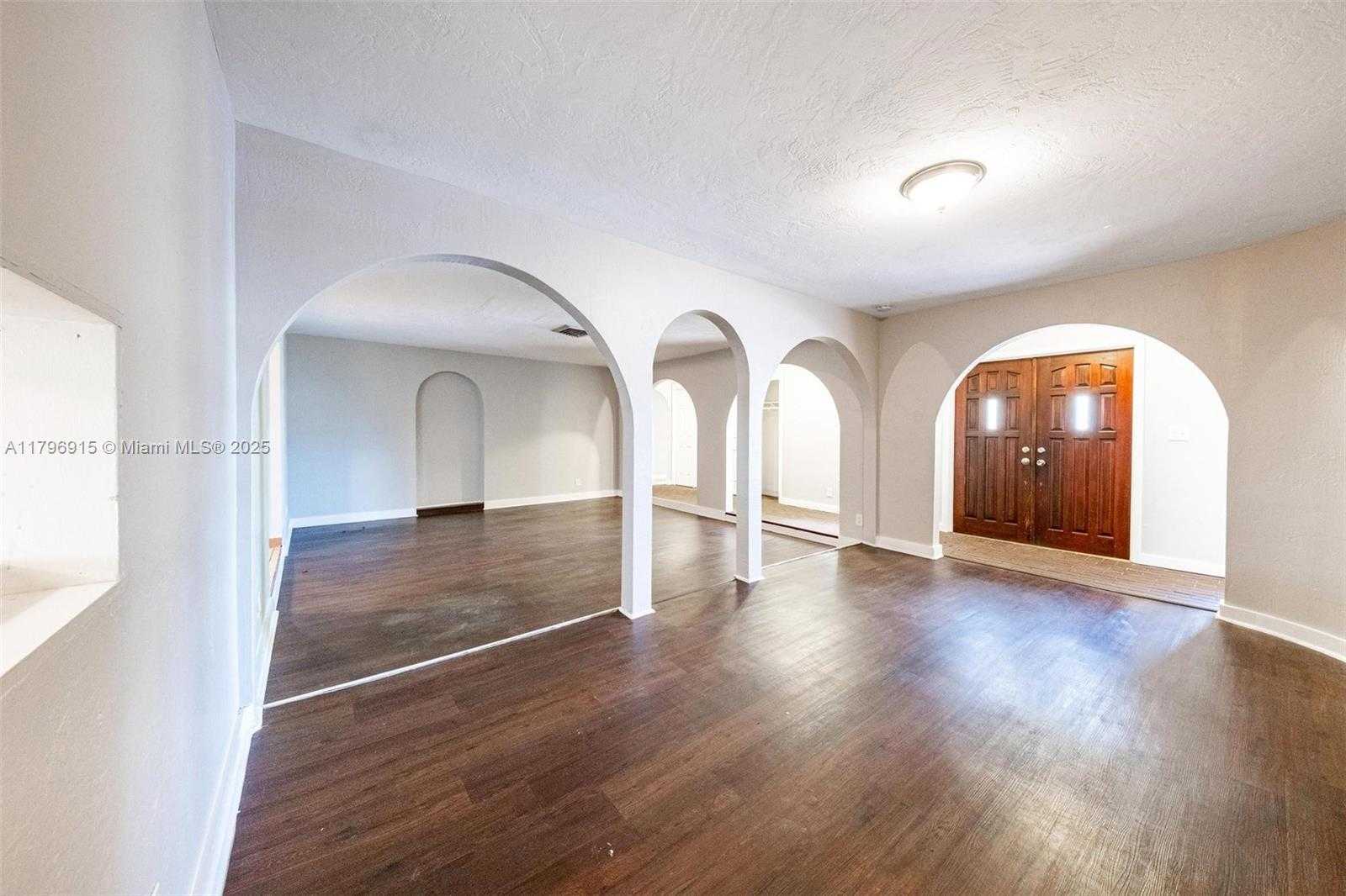 Small Image of 10840 NORTH WEST 40TH ST, Coral Springs Number 23