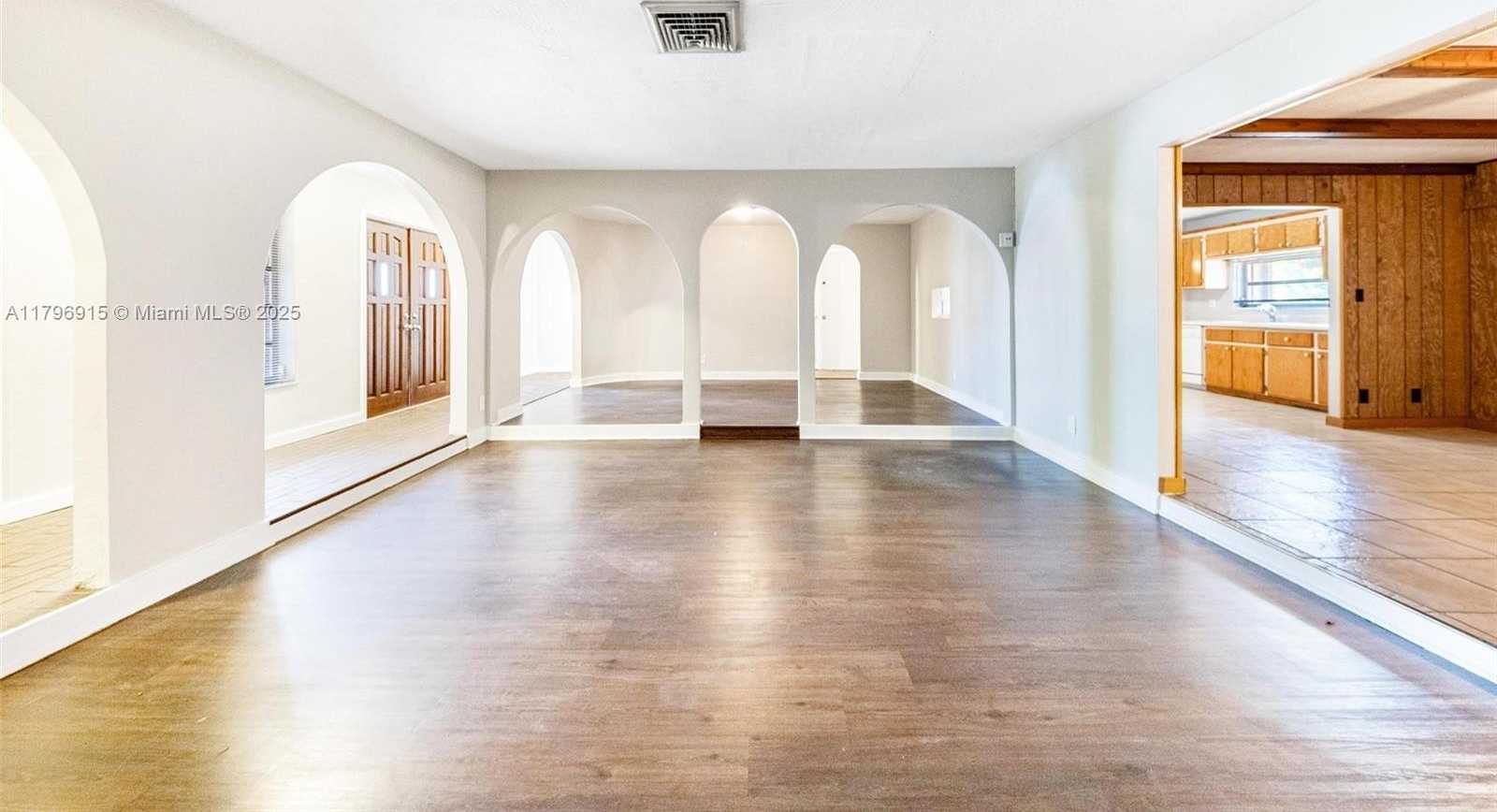 Small Image of 10840 NORTH WEST 40TH ST, Coral Springs Number 26