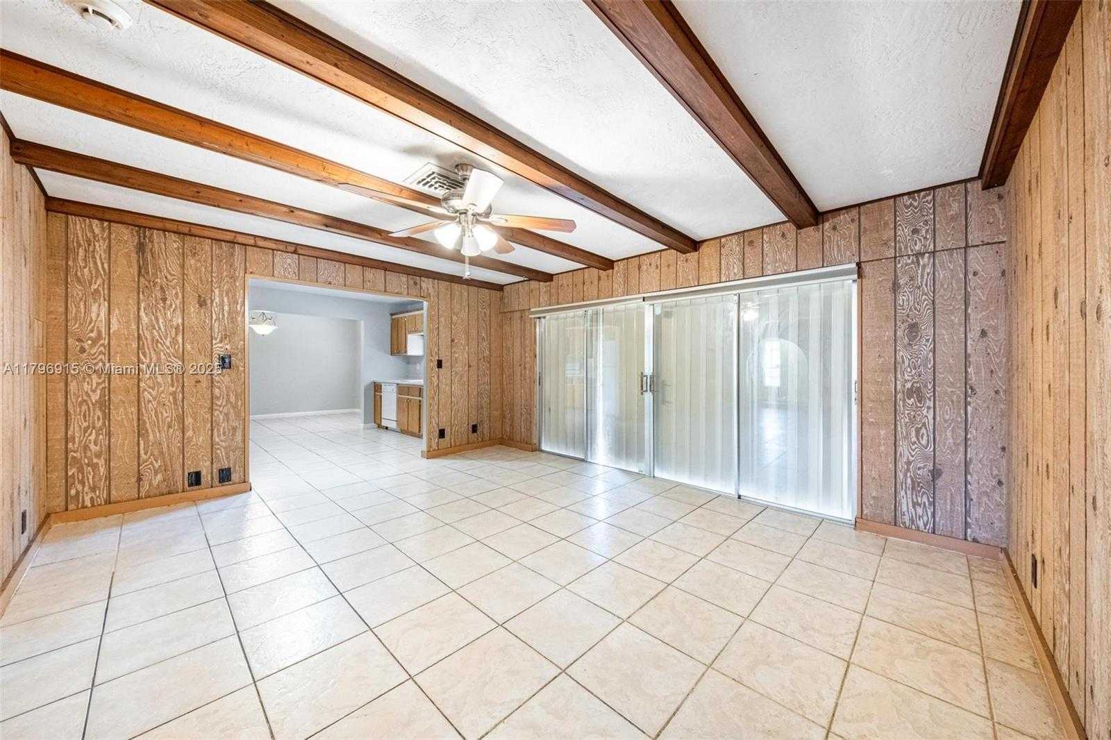 Small Image of 10840 NORTH WEST 40TH ST, Coral Springs Number 28