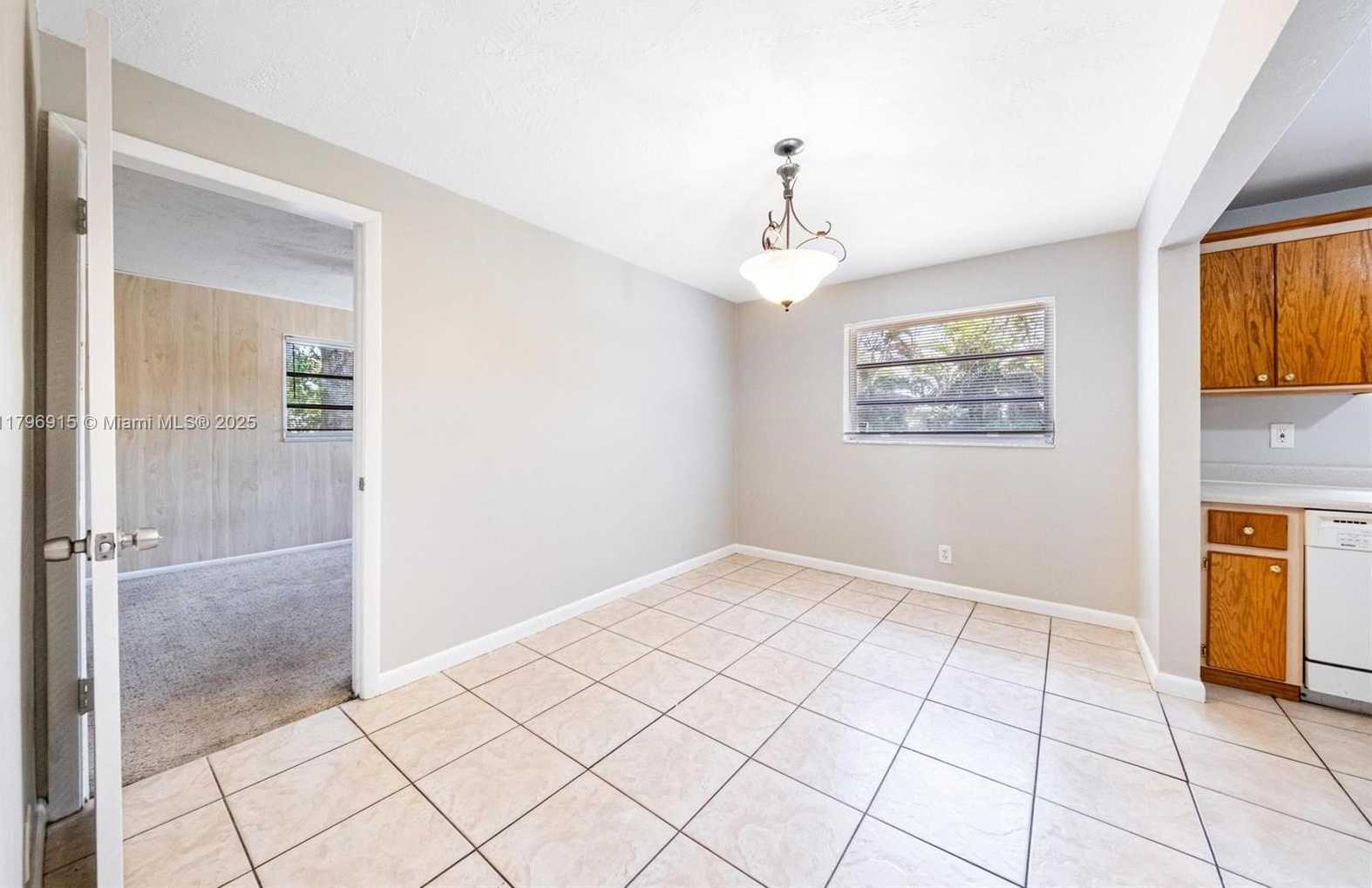 Small Image of 10840 NORTH WEST 40TH ST, Coral Springs Number 34