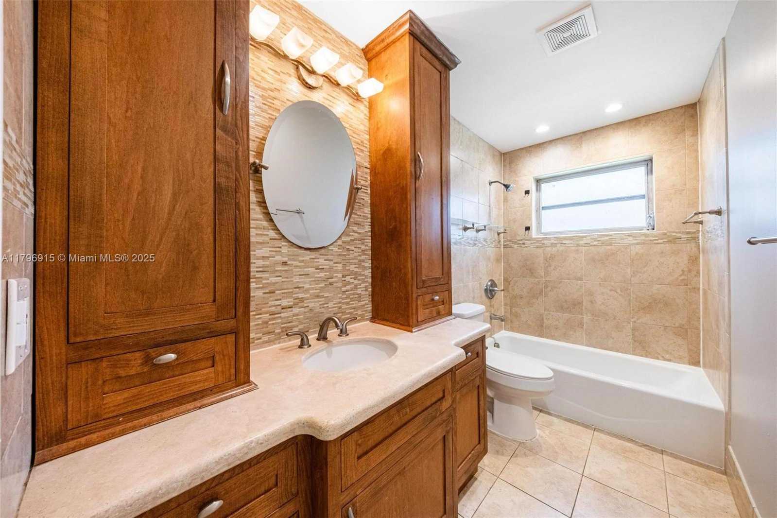Small Image of 10840 NORTH WEST 40TH ST, Coral Springs Number 45