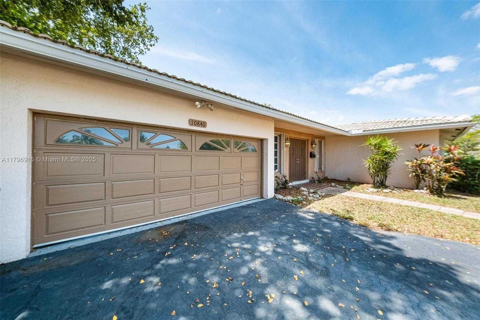 Small Image of 10840 NORTH WEST 40TH ST, Coral Springs Number 6