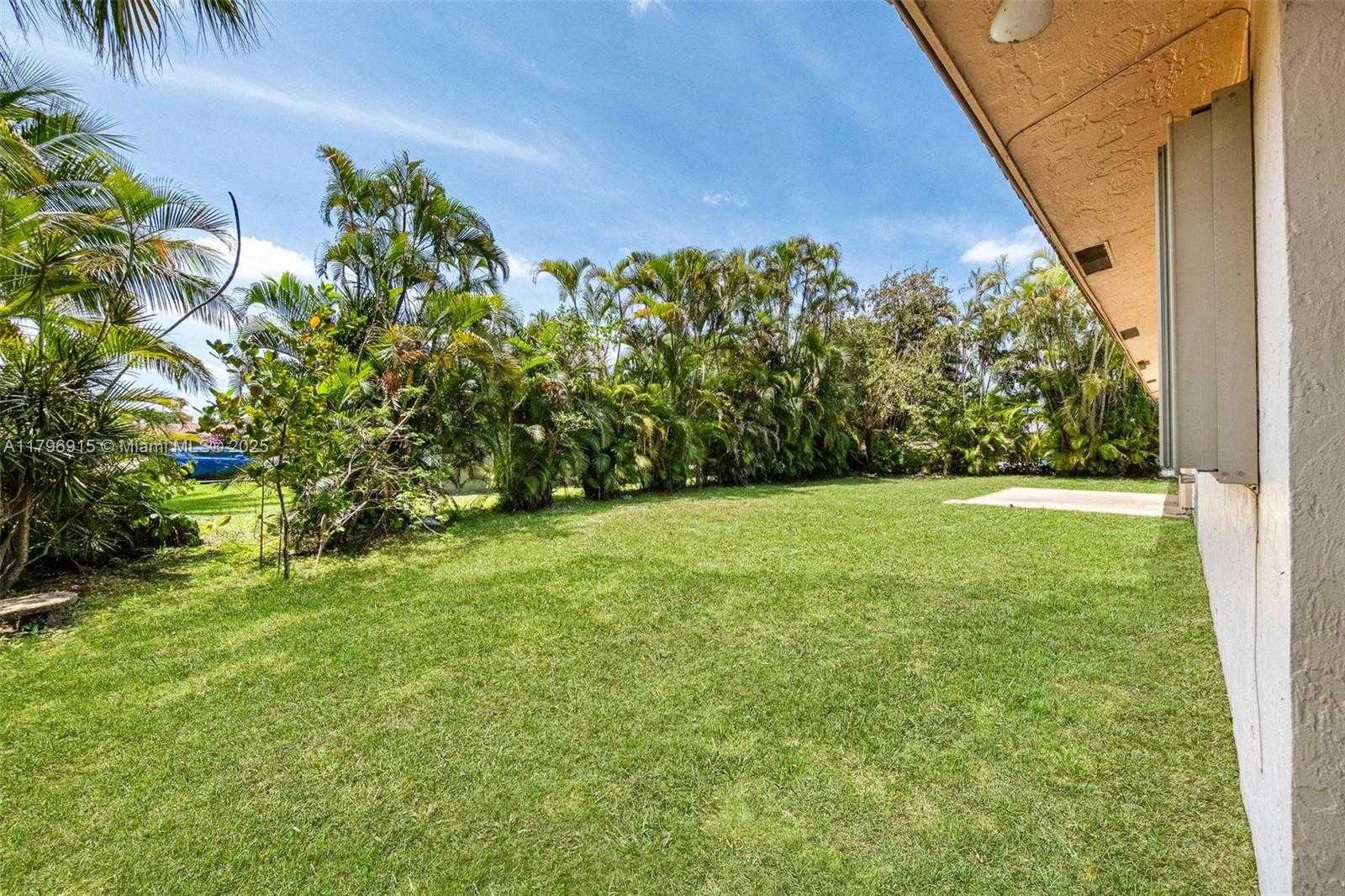Small Image of 10840 NORTH WEST 40TH ST, Coral Springs Number 9