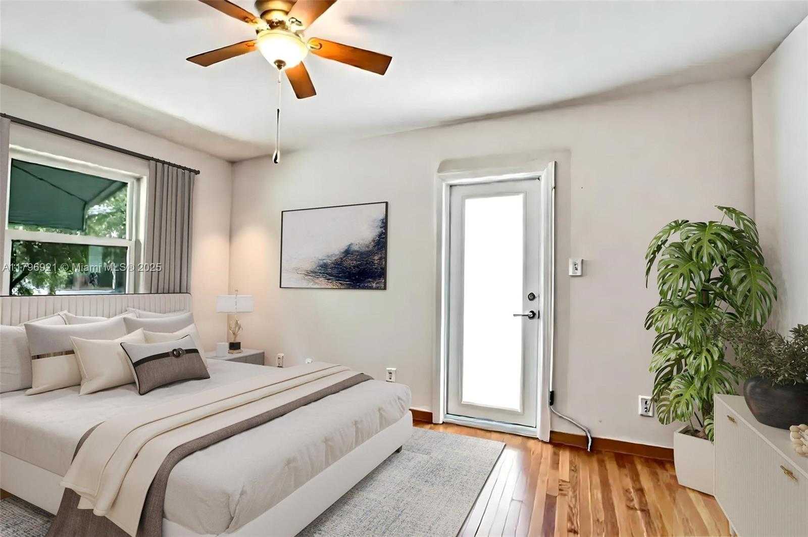 Small Image of 326 SOUTH 14TH AVE, Hollywood Number 12
