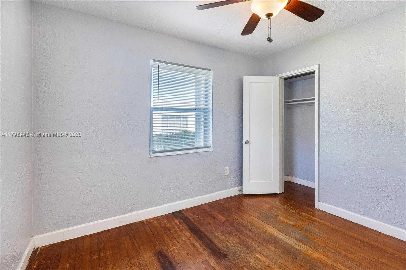 Small Image of 2459 FUNSTON ST, Hollywood Number 28