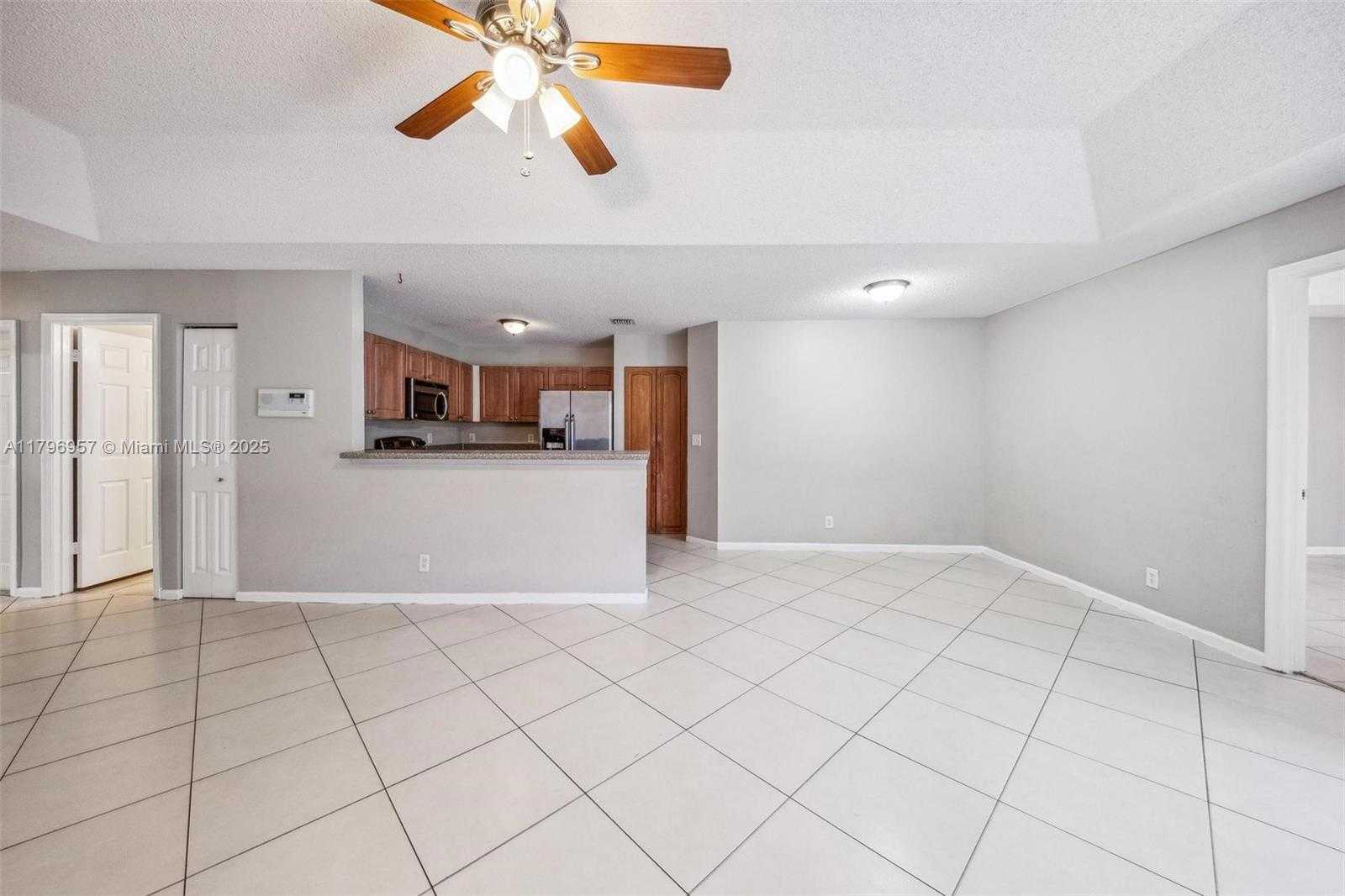 Small Image of 7196 SIENNA RIDGE LN, Lauderhill Number 18