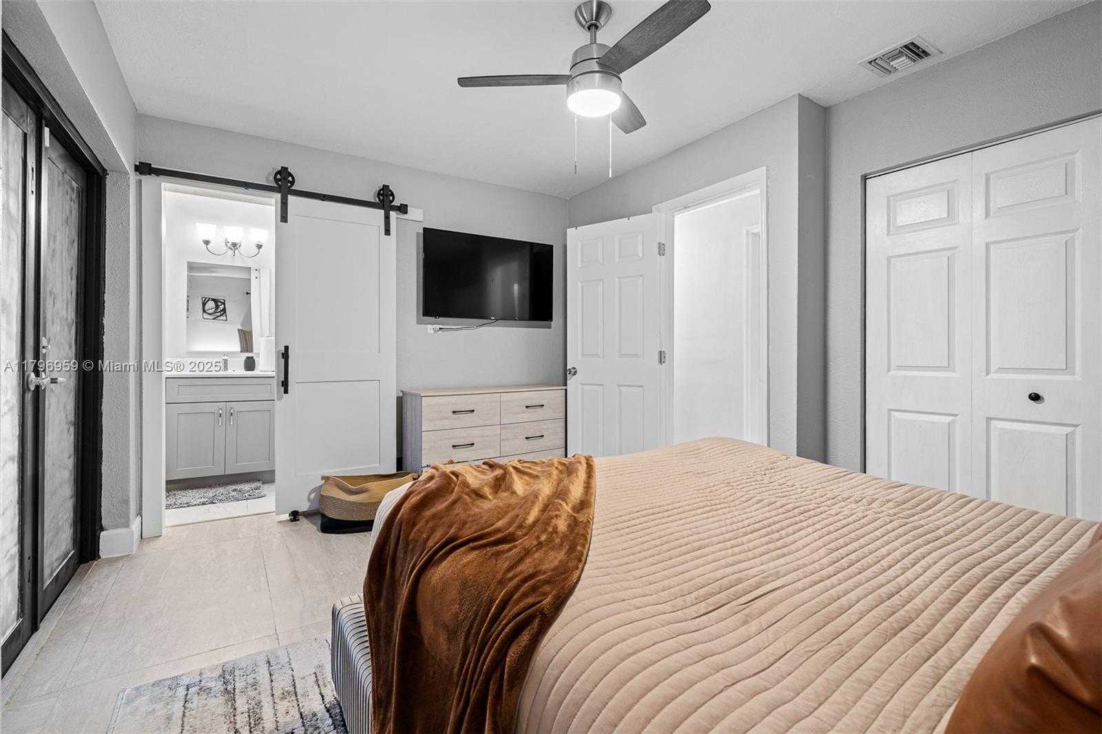 Small Image of 2360 NORTH WEST 183RD ST, Miami Gardens Number 16