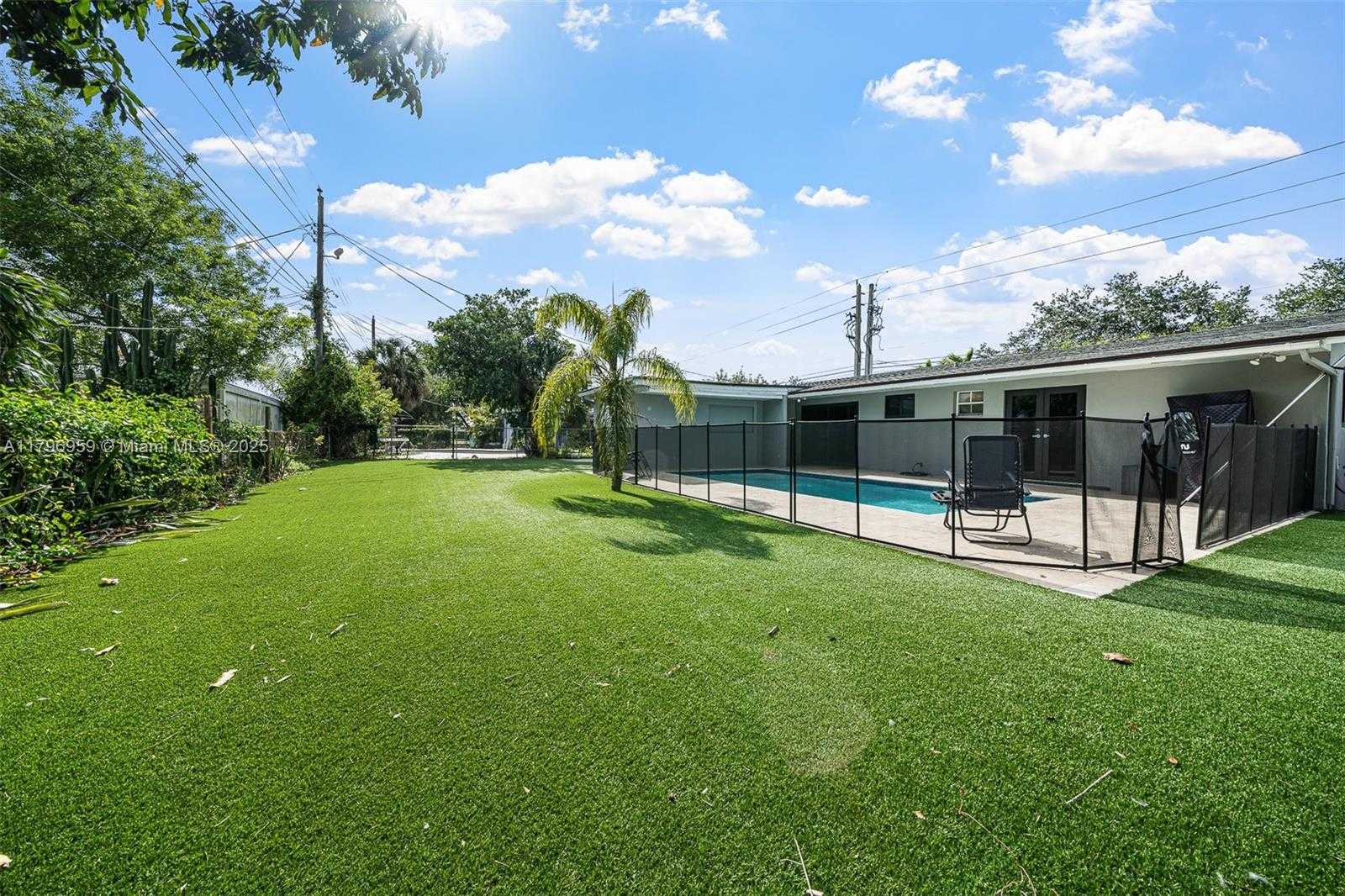 Small Image of 2360 NORTH WEST 183RD ST, Miami Gardens Number 24