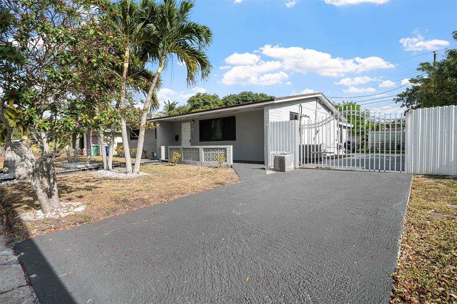 Small Image of 2360 NORTH WEST 183RD ST, Miami Gardens Number 27