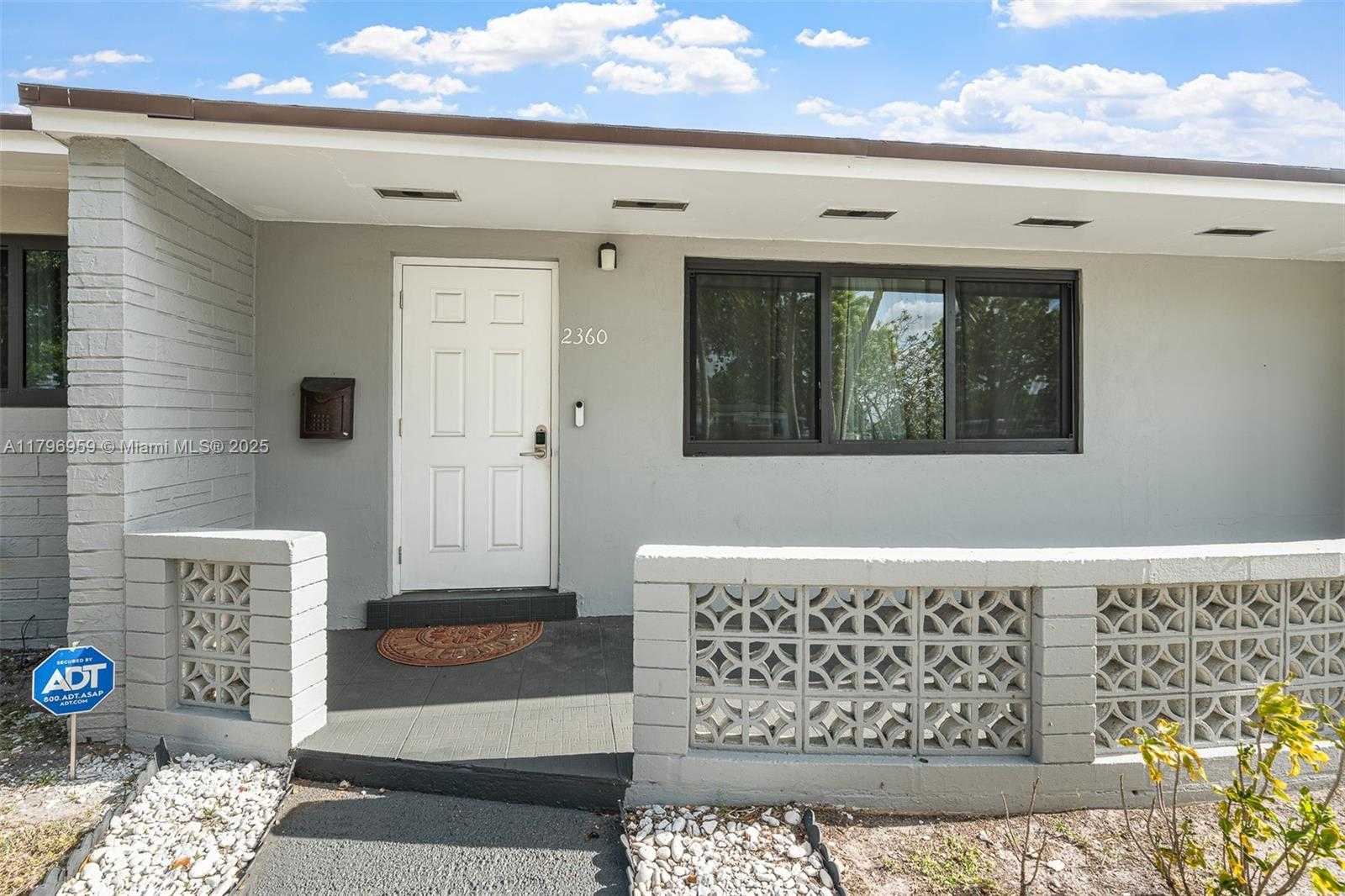 Small Image of 2360 NORTH WEST 183RD ST, Miami Gardens Number 3