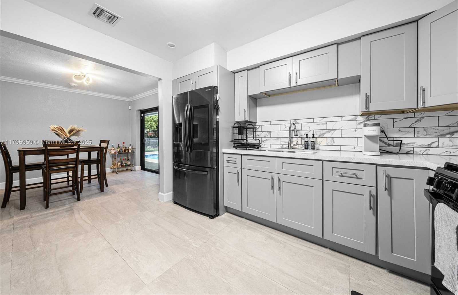 Small Image of 2360 NORTH WEST 183RD ST, Miami Gardens Number 8