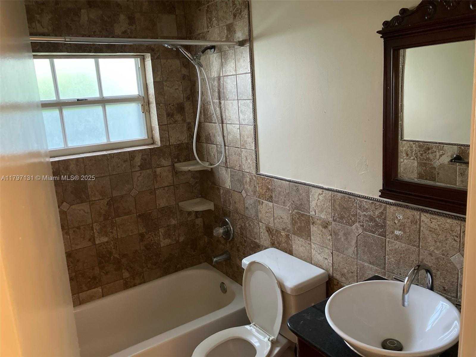 Small Image of 17691 SOUTH WEST 4TH CT, Pembroke Pines Number 12