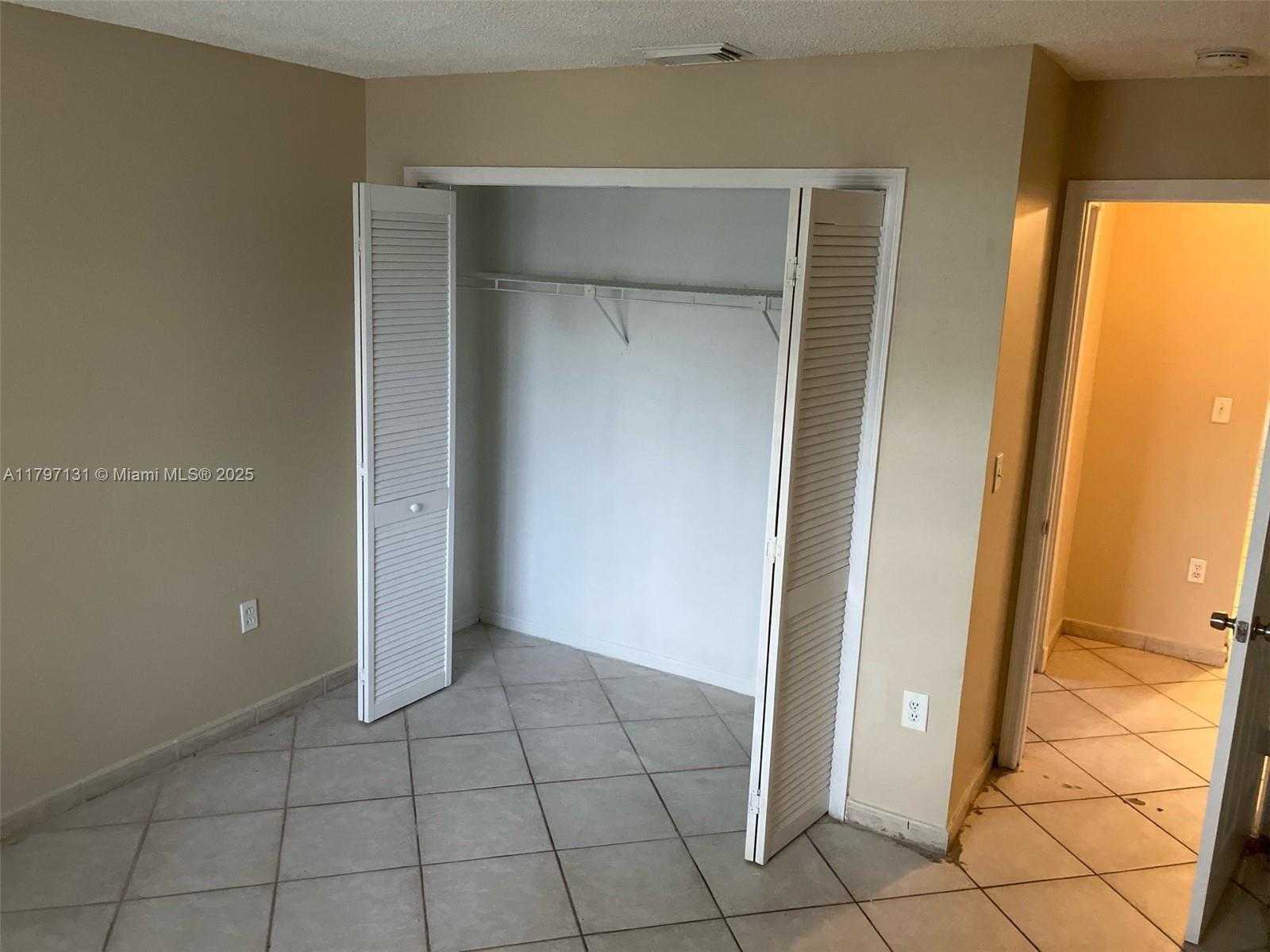 Small Image of 17691 SOUTH WEST 4TH CT, Pembroke Pines Number 14