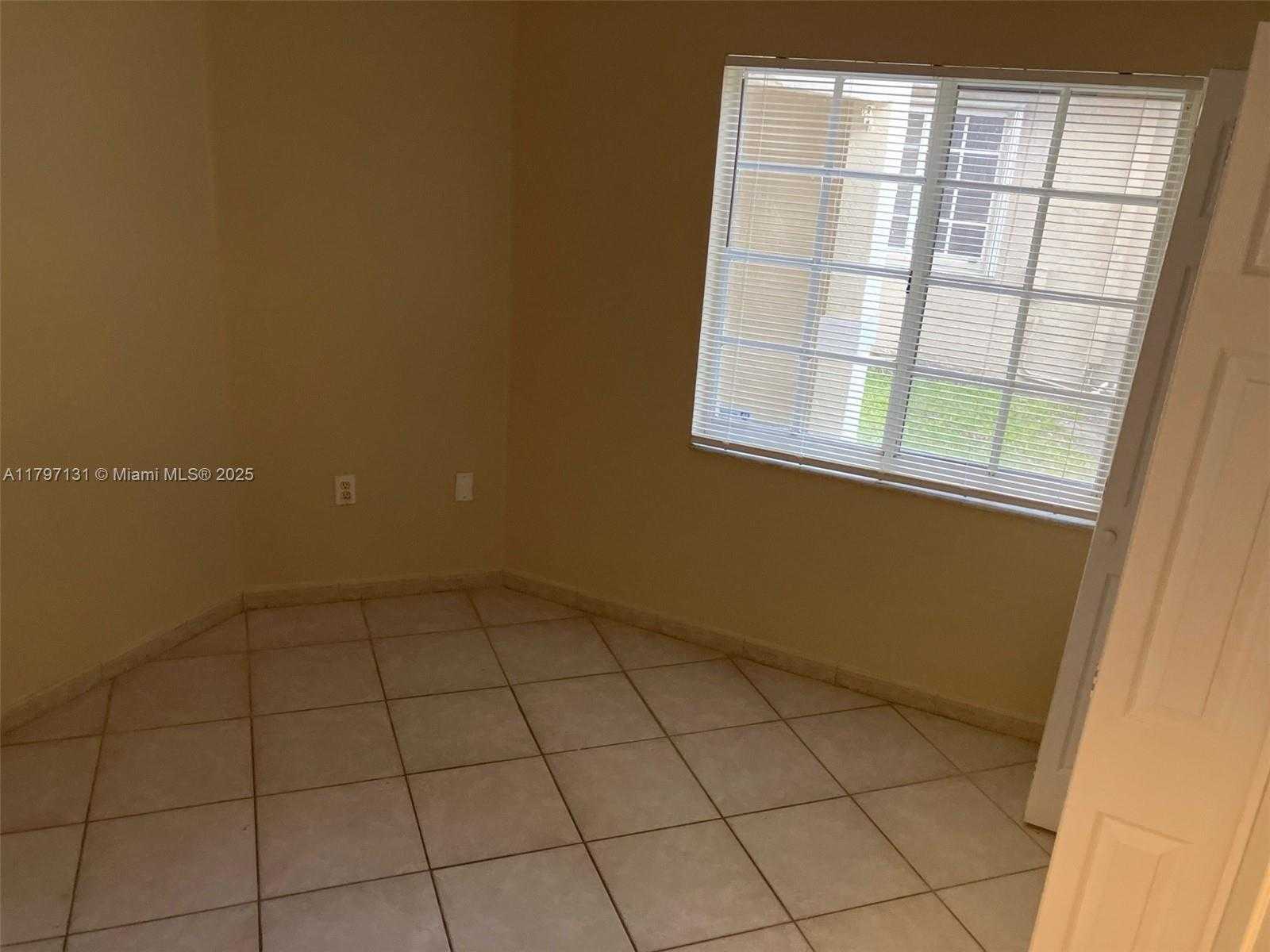 Small Image of 17691 SOUTH WEST 4TH CT, Pembroke Pines Number 19