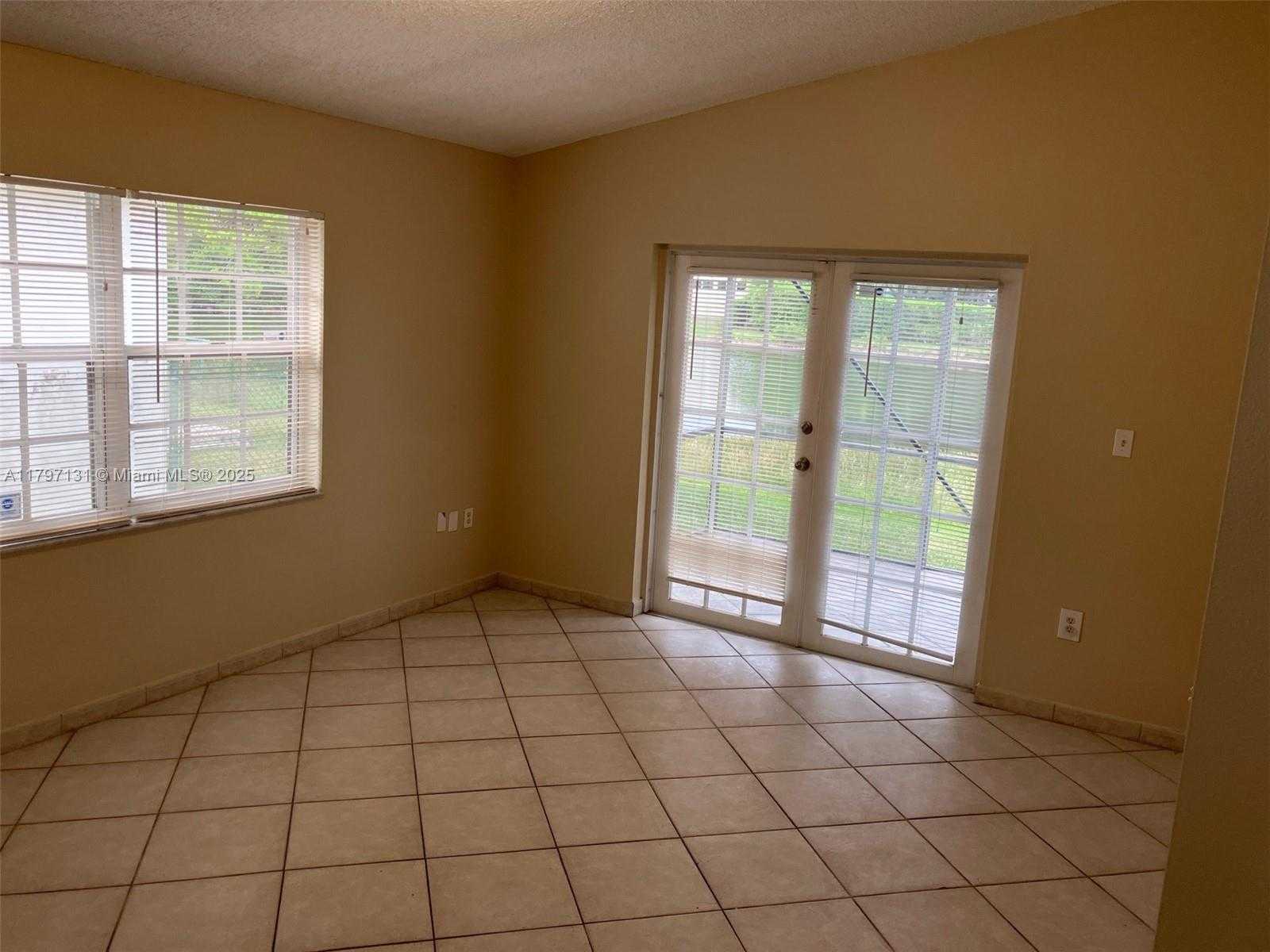 Small Image of 17691 SOUTH WEST 4TH CT, Pembroke Pines Number 7