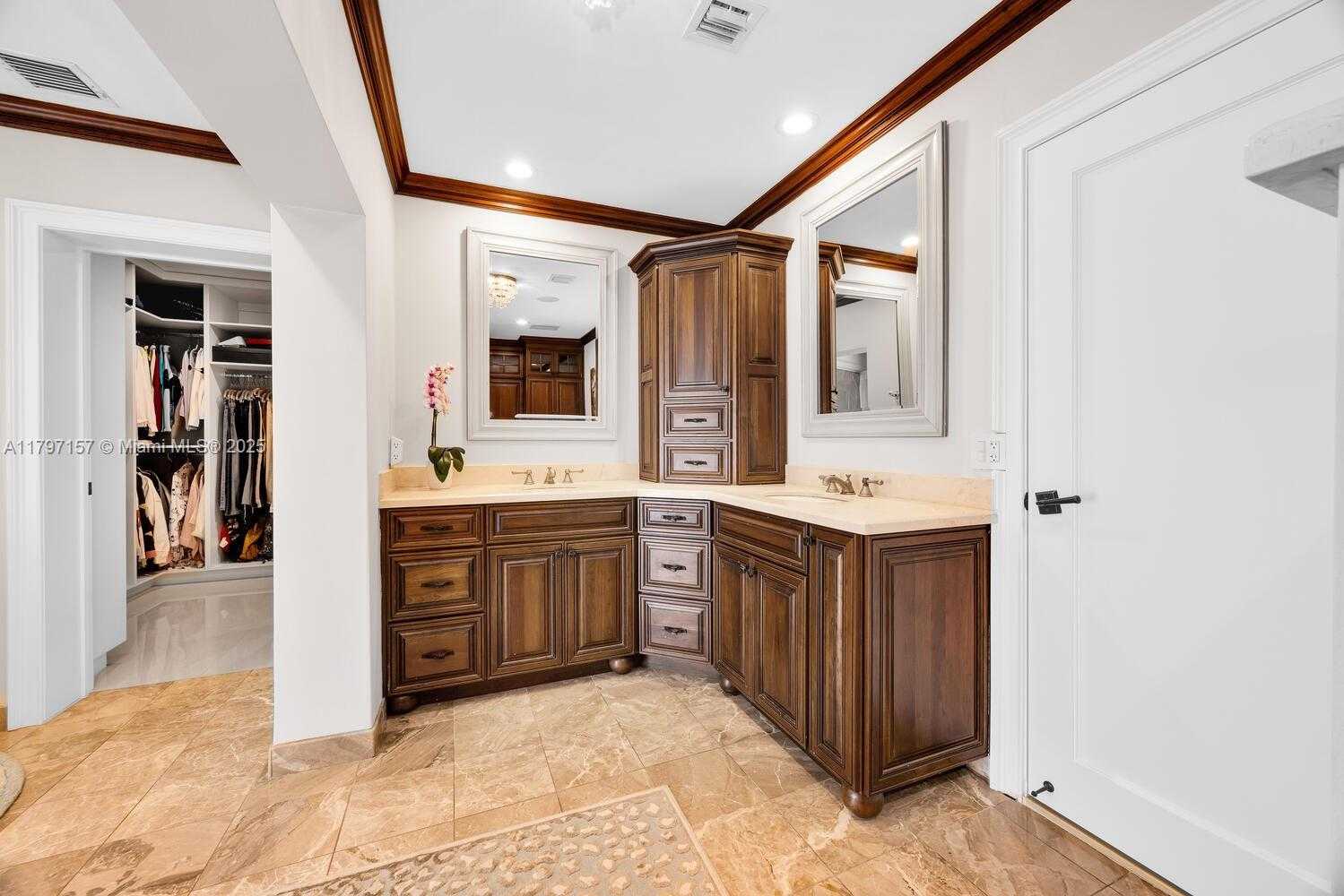 Small Image of 15920 SOUTH WEST 81ST AVE, Palmetto Bay Number 12