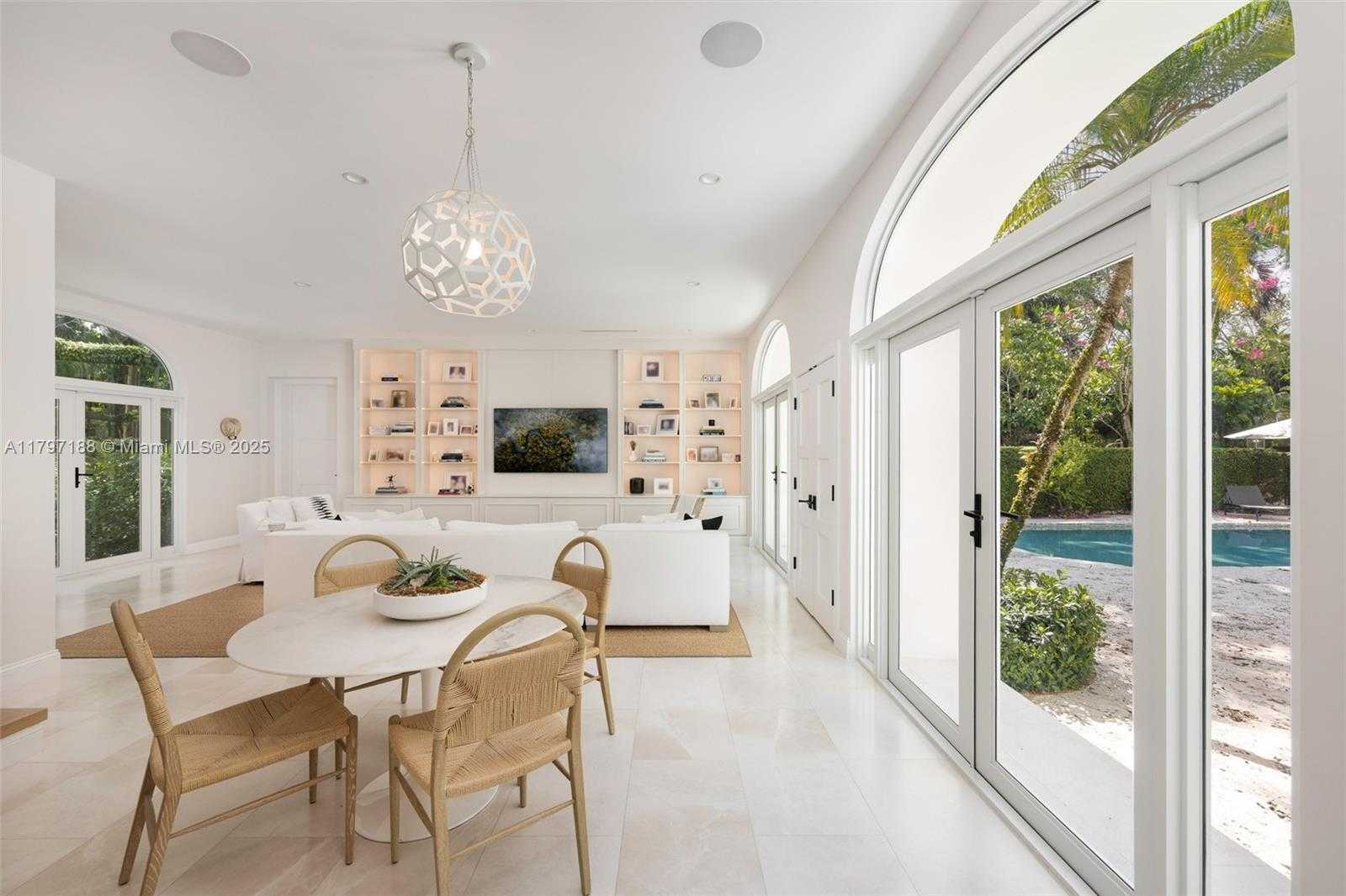 Small Image of 3845 WOOD AVE, Coconut Grove Number 12