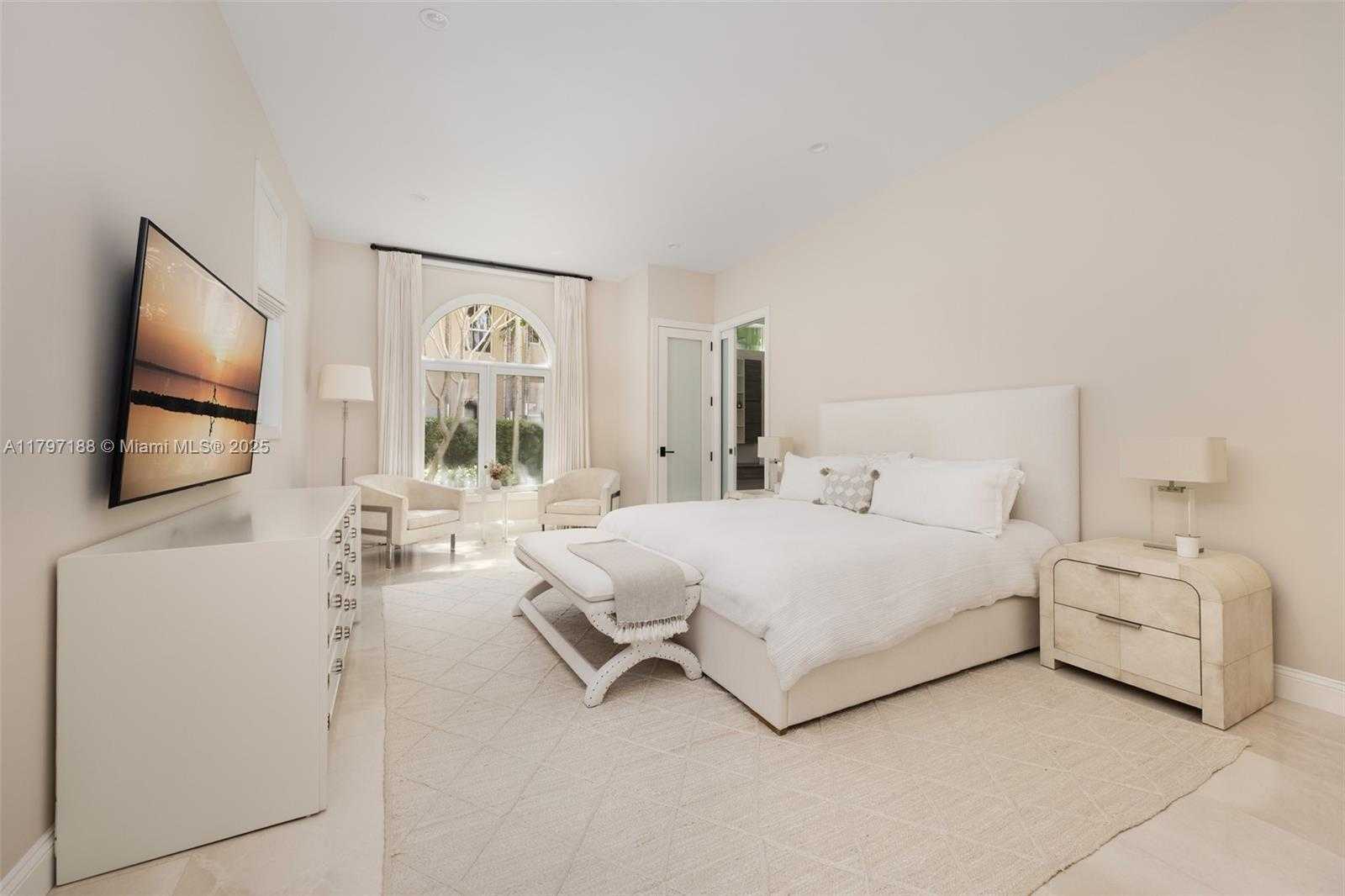 Small Image of 3845 WOOD AVE, Coconut Grove Number 16