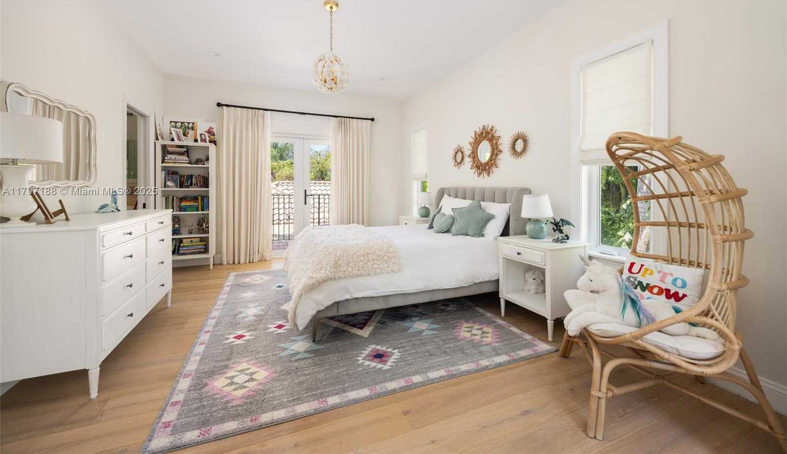 Small Image of 3845 WOOD AVE, Coconut Grove Number 20