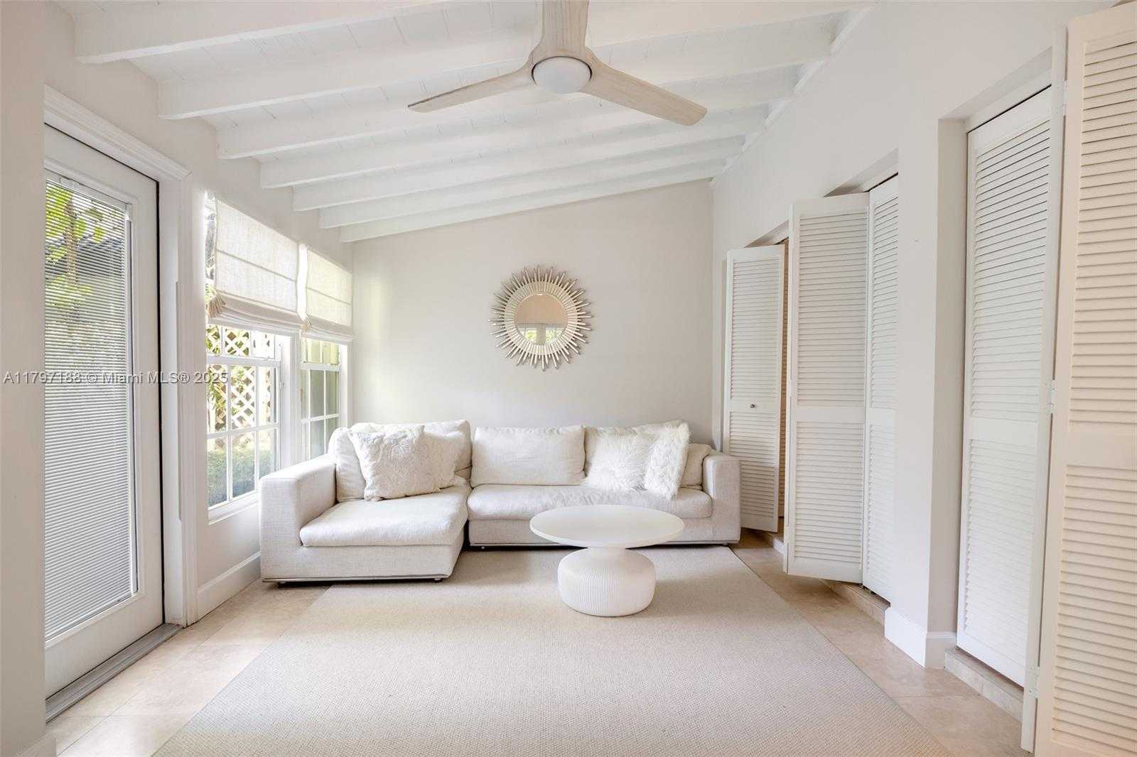 Small Image of 3845 WOOD AVE, Coconut Grove Number 27