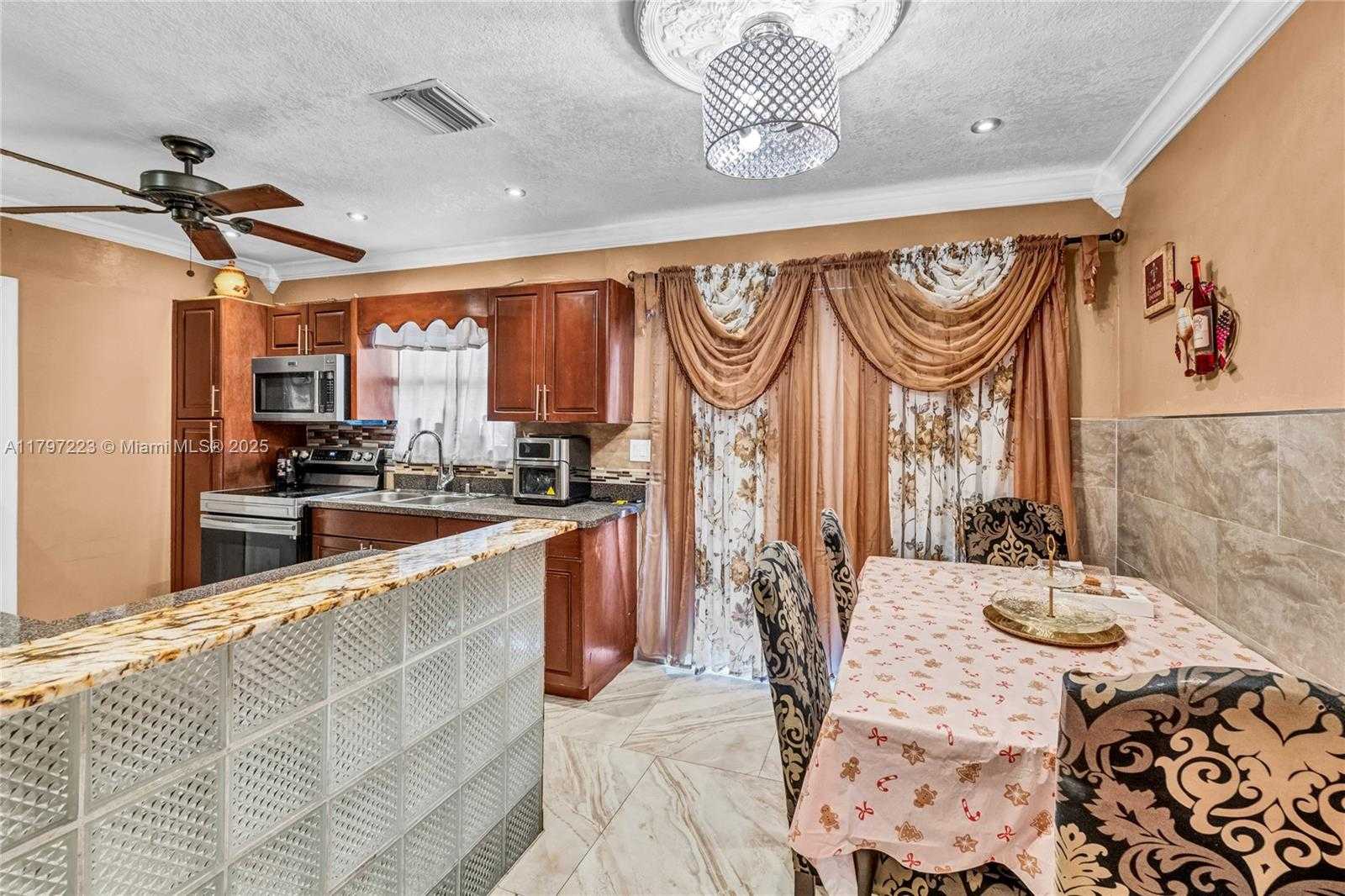 Small Image of 1480 SOUTH WEST 5TH AVE, Deerfield Beach Number 11