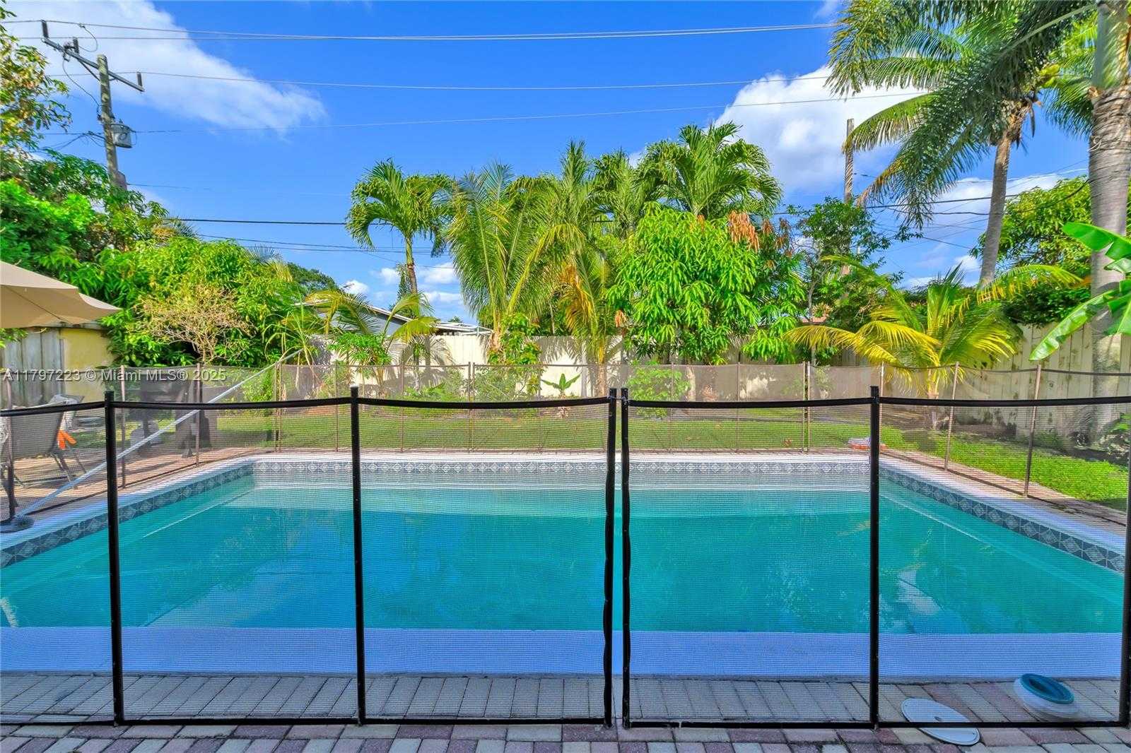 Small Image of 1480 SOUTH WEST 5TH AVE, Deerfield Beach Number 20