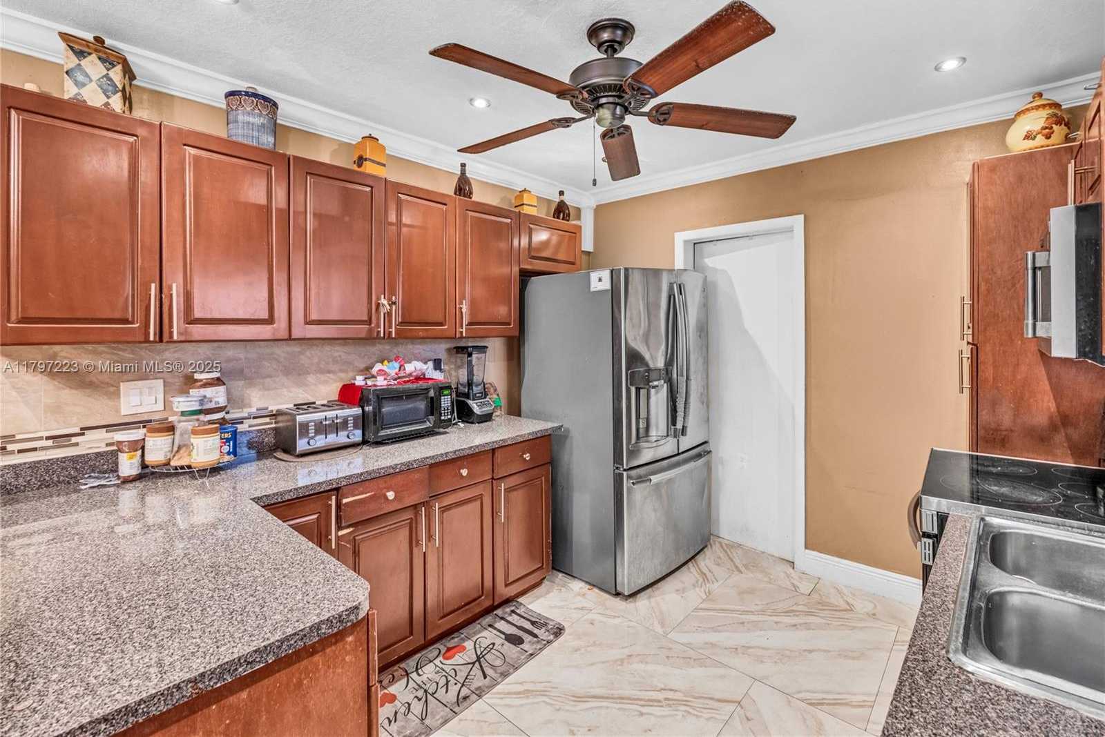 Small Image of 1480 SOUTH WEST 5TH AVE, Deerfield Beach Number 8