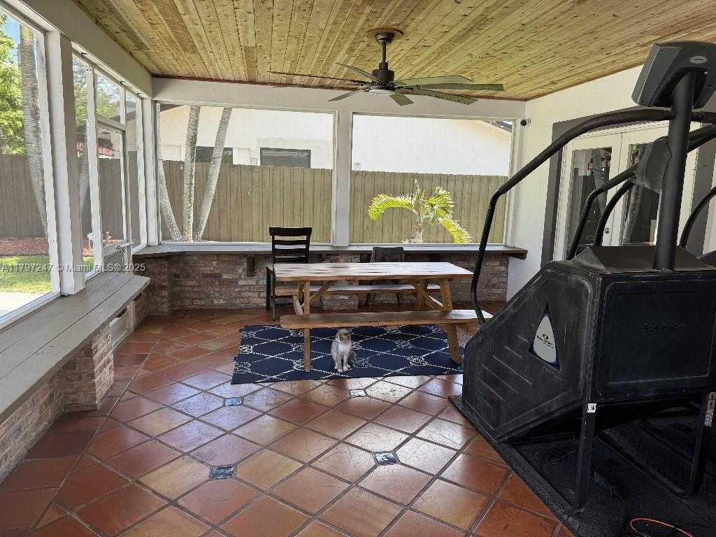 Small Image of 18211 SOUTH WEST 95TH CT, Palmetto Bay Number 10