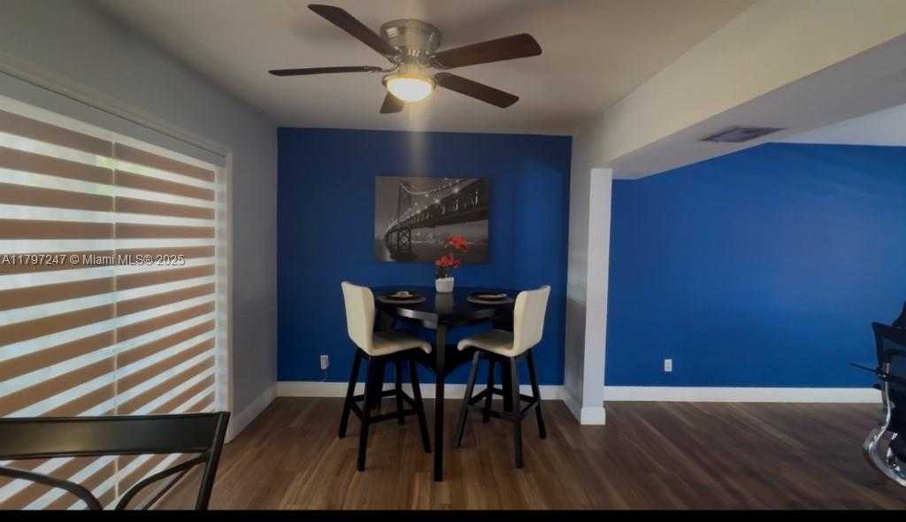 Small Image of 18211 SOUTH WEST 95TH CT, Palmetto Bay Number 18