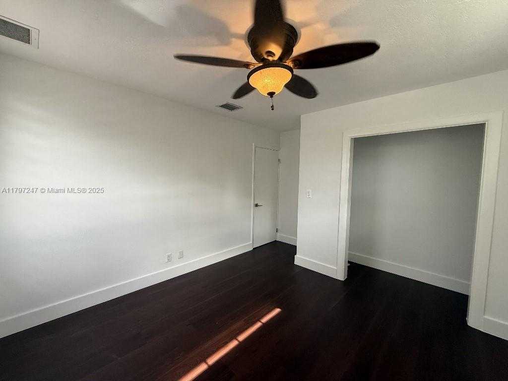 Small Image of 18211 SOUTH WEST 95TH CT, Palmetto Bay Number 33