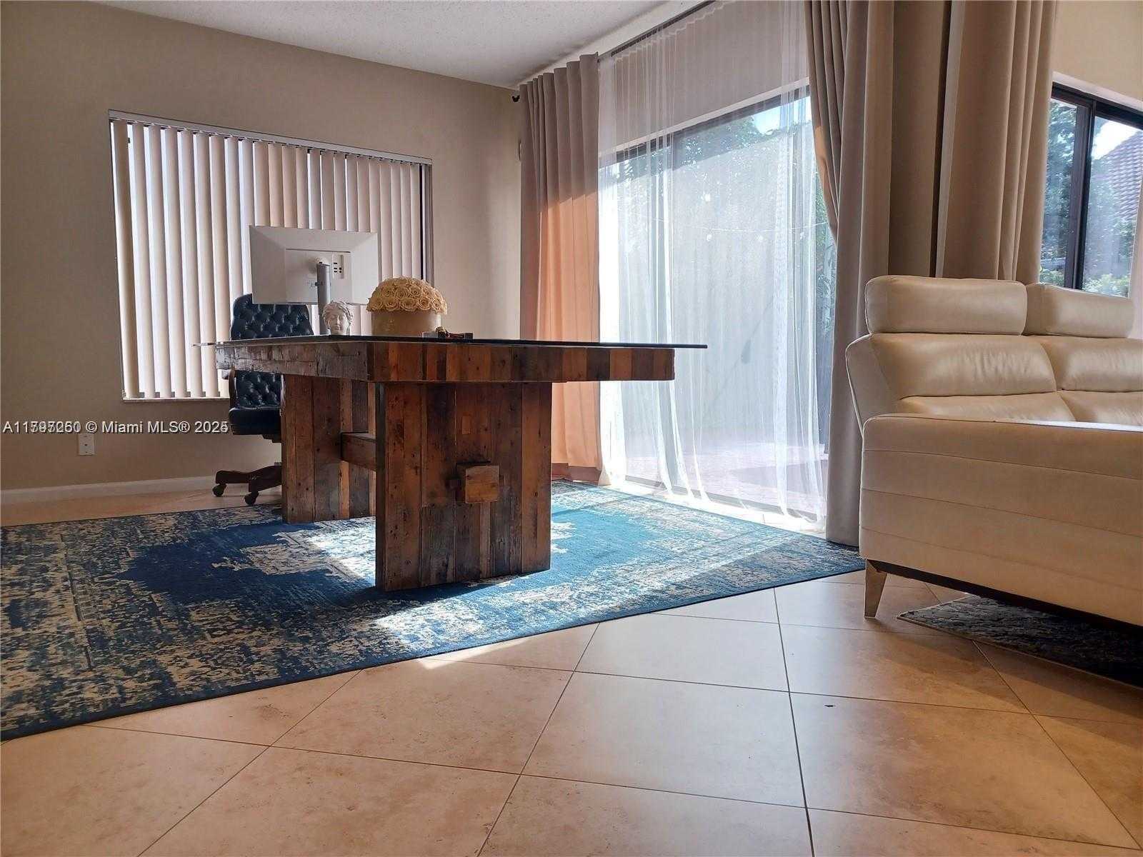 Small Image of 21722 CROMWELL CIR, Boca Raton Number 13