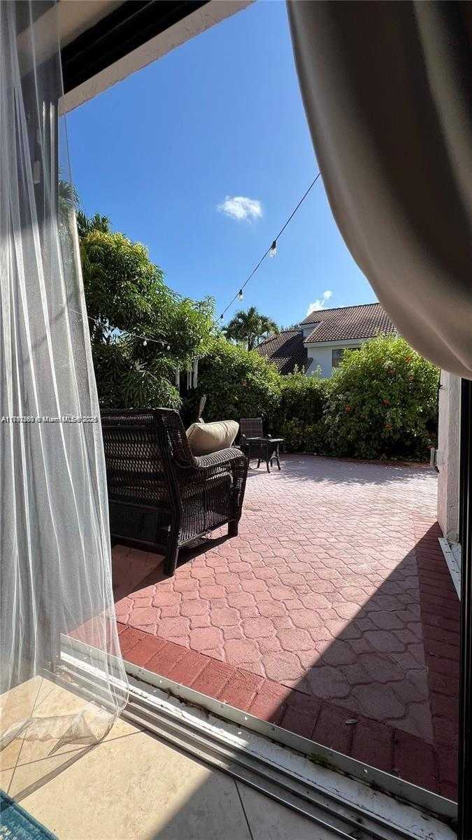 Small Image of 21722 CROMWELL CIR, Boca Raton Number 16