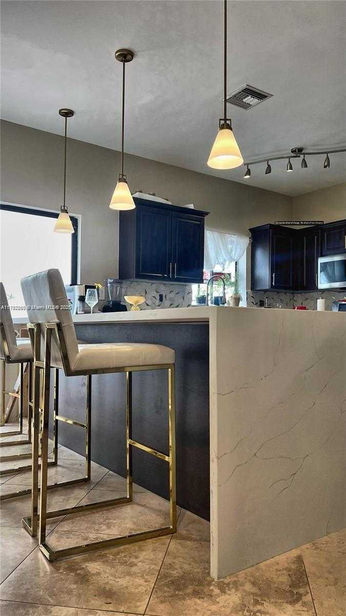 Small Image of 21722 CROMWELL CIR, Boca Raton Number 27