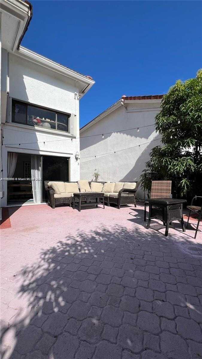 Small Image of 21722 CROMWELL CIR, Boca Raton Number 28
