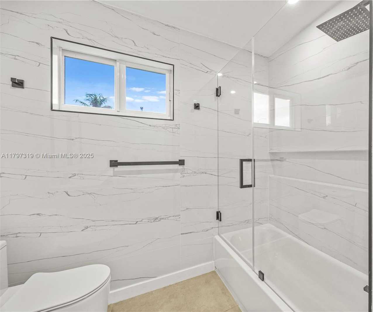 Small Image of 3246 PIERCE ST, Hollywood Number 26