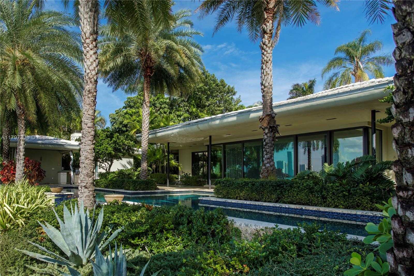 Small Image of 250 WEST SAN MARINO DR, Miami Beach Number 2
