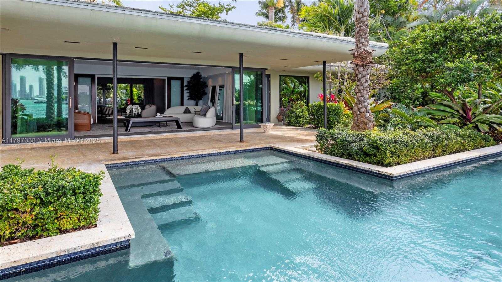 Small Image of 250 WEST SAN MARINO DR, Miami Beach Number 5