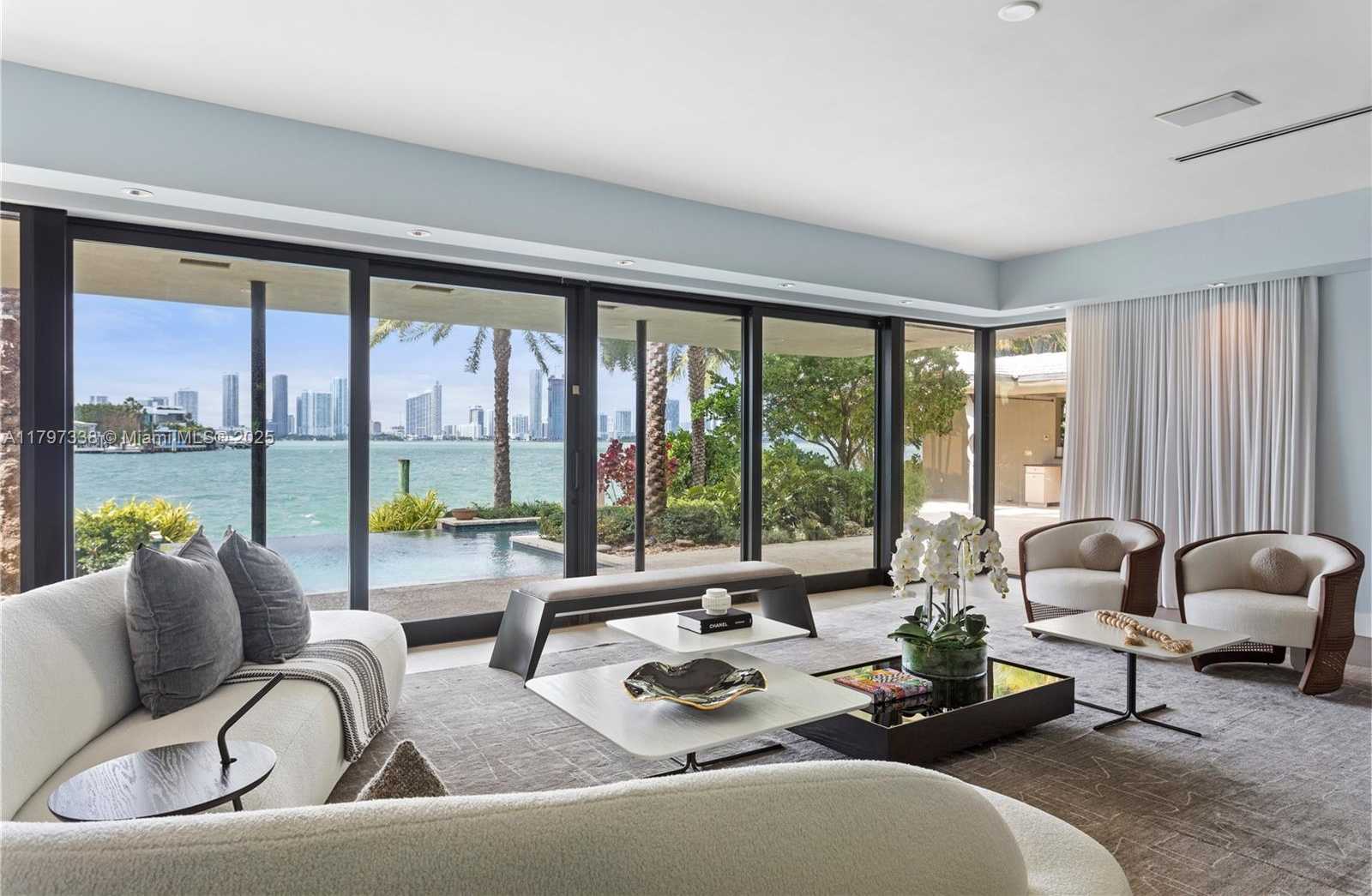 Small Image of 250 WEST SAN MARINO DR, Miami Beach Number 9