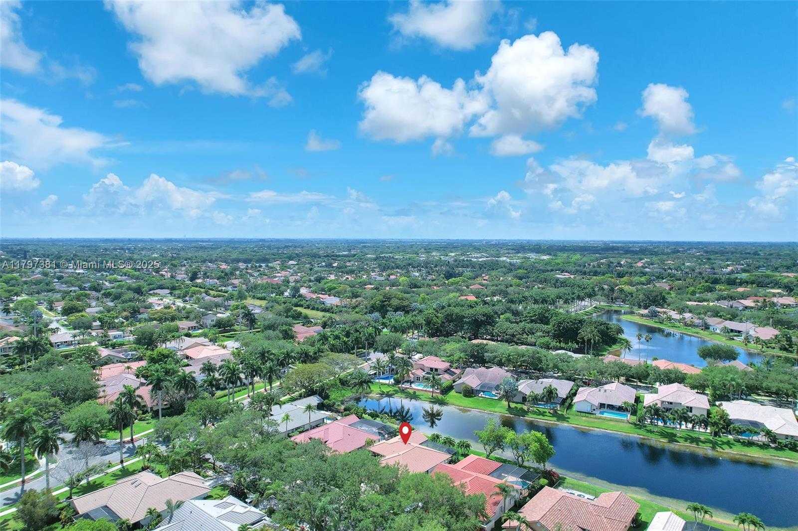 Small Image of 808 HAMPTON CT, Weston Number 52