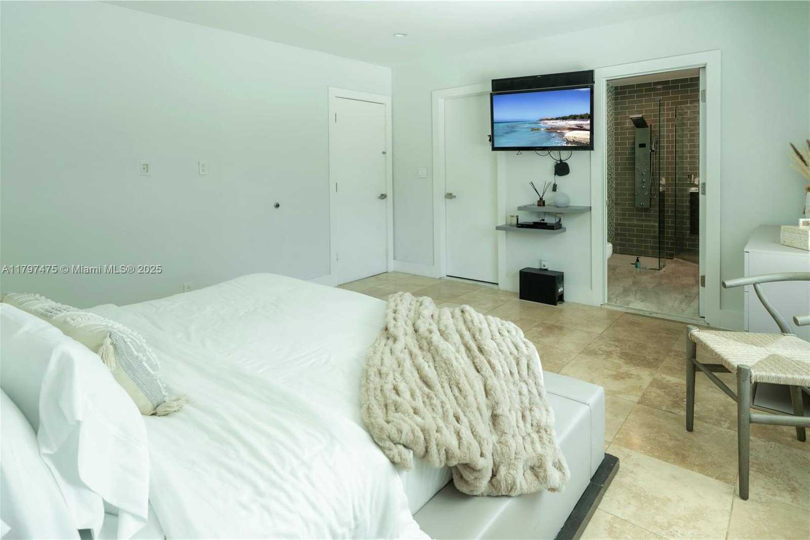 Small Image of 2711 NORTH EAST 57TH CT, Fort Lauderdale Number 21