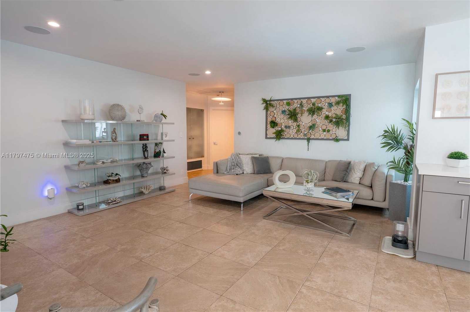 Small Image of 2711 NORTH EAST 57TH CT, Fort Lauderdale Number 27