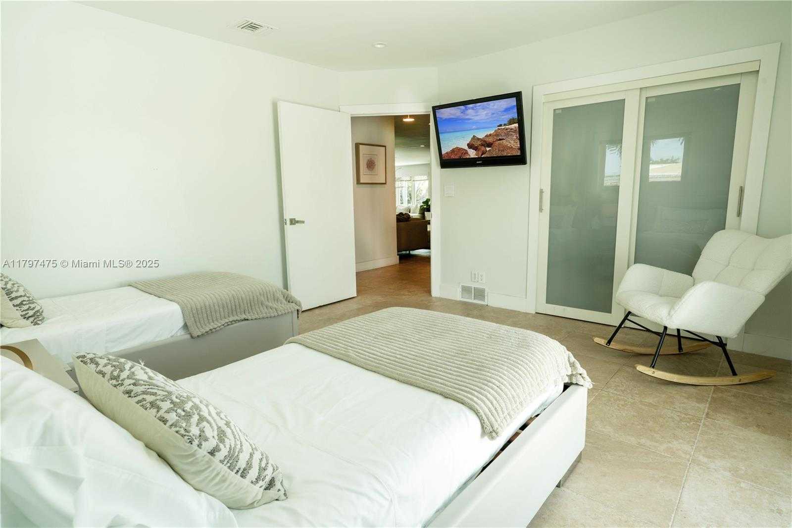Small Image of 2711 NORTH EAST 57TH CT, Fort Lauderdale Number 33