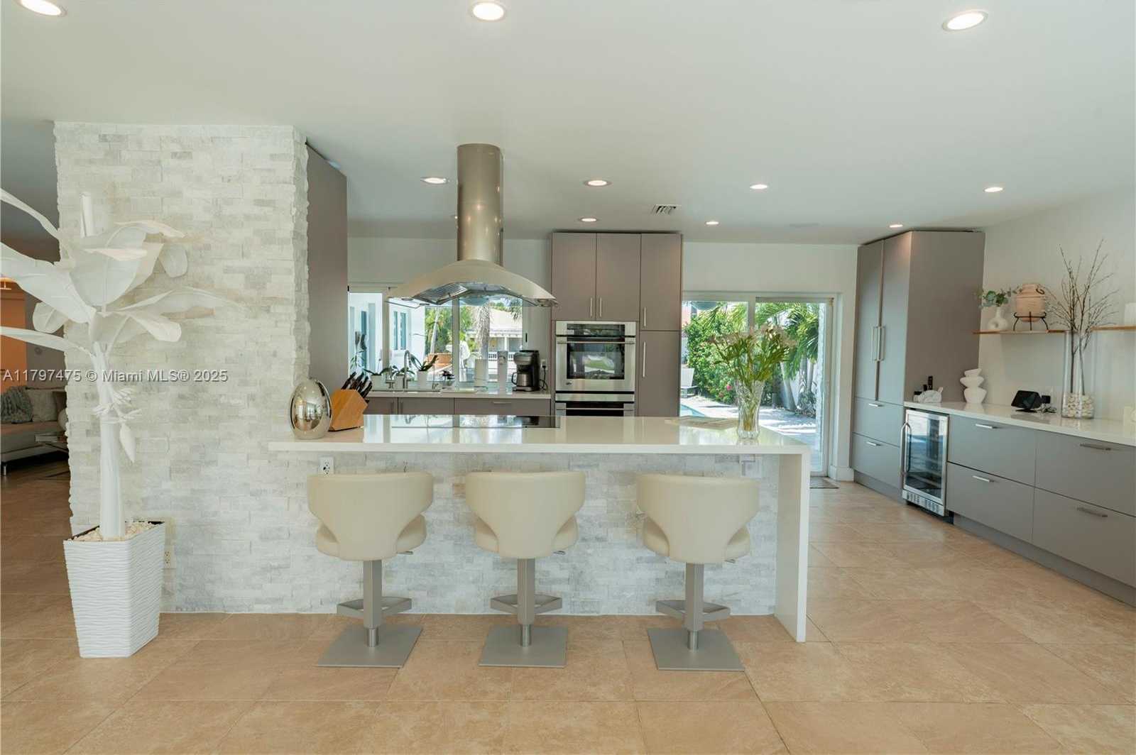 Small Image of 2711 NORTH EAST 57TH CT, Fort Lauderdale Number 7
