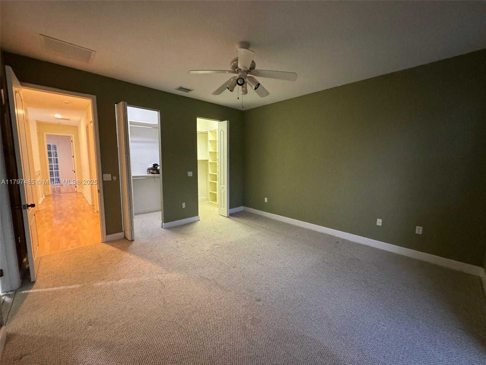 Small Image of 8706 BLAZE CT, Davie Number 10