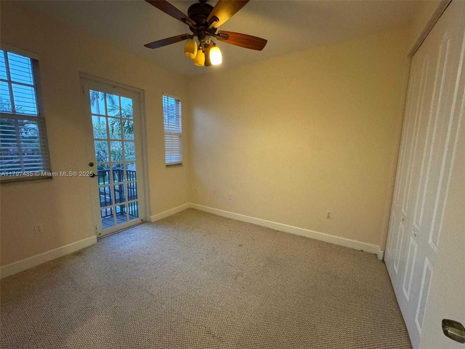 Small Image of 8706 BLAZE CT, Davie Number 14