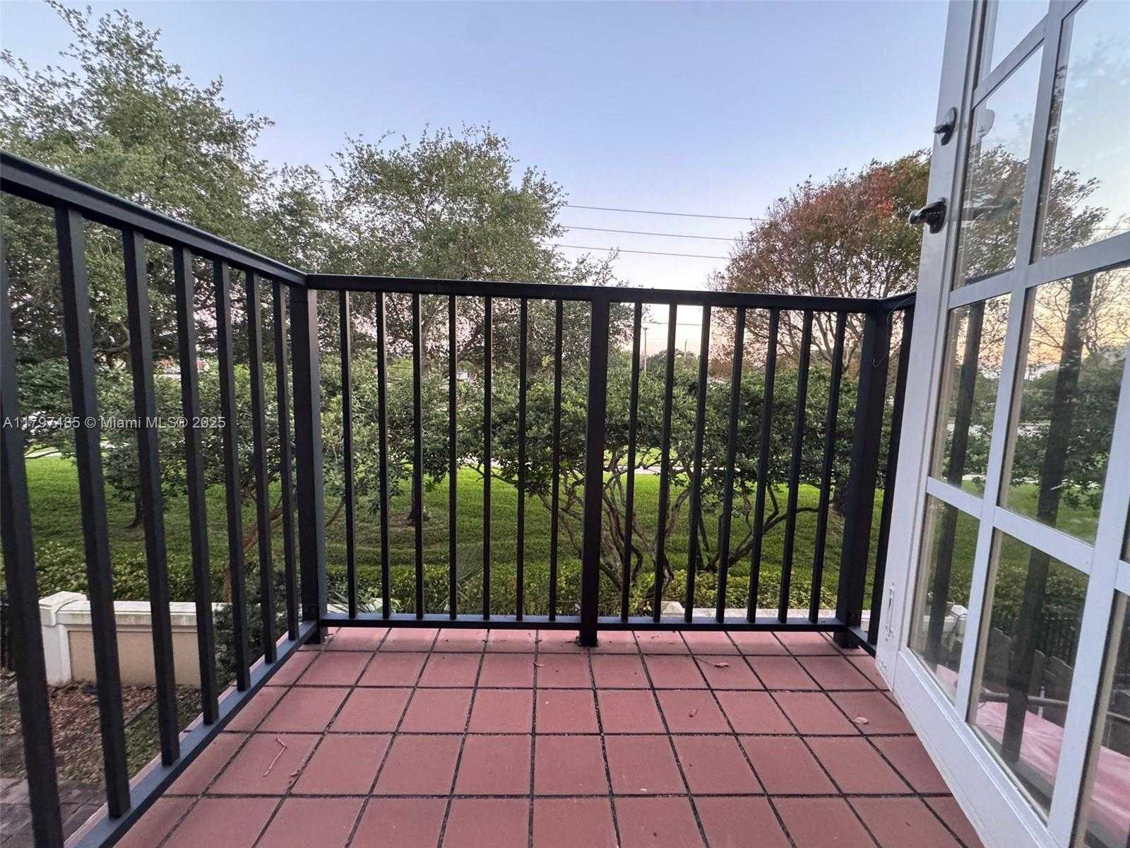 Small Image of 8706 BLAZE CT, Davie Number 42