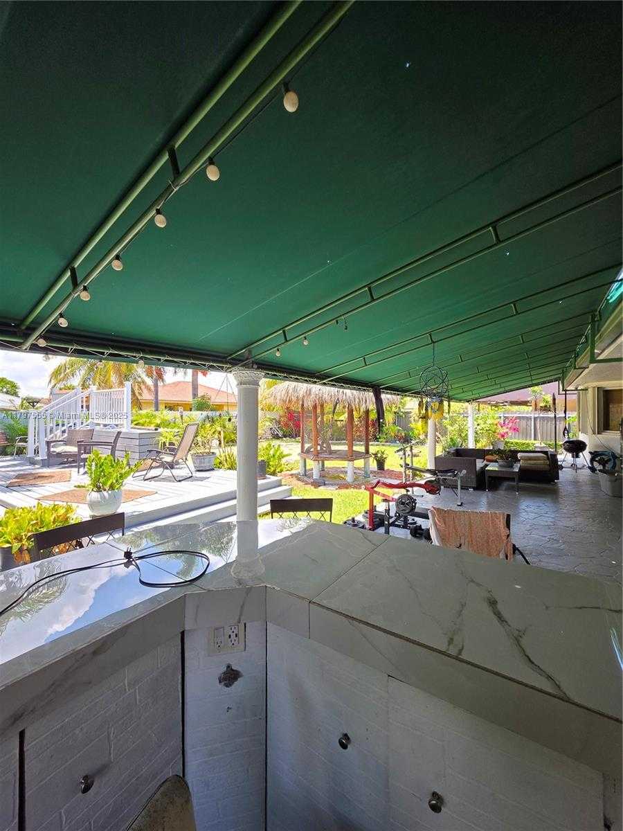 Small Image of 25372 SOUTH WEST 122ND CT, Homestead Number 11