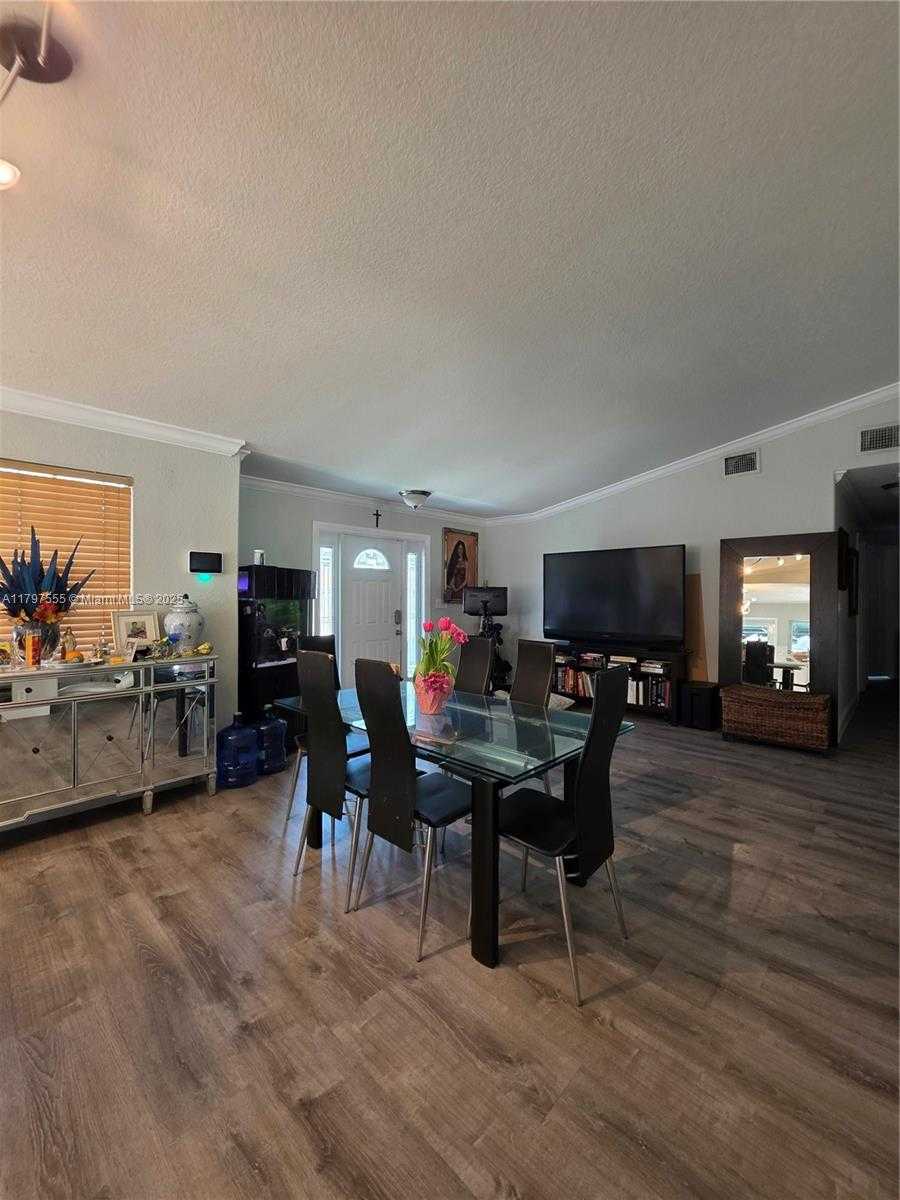 Small Image of 25372 SOUTH WEST 122ND CT, Homestead Number 23